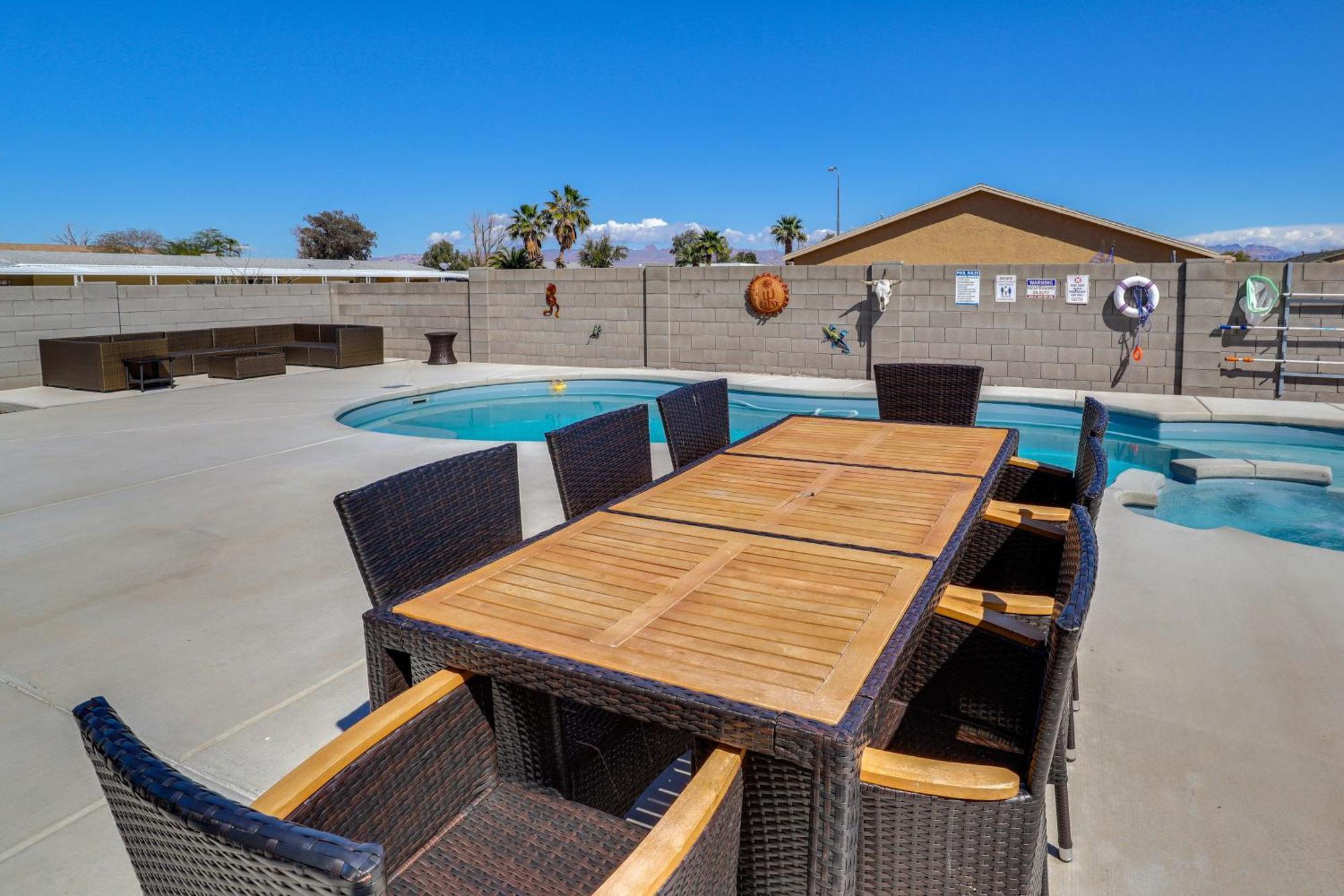 Welcoming Bullhead City Home With Pool And Game Room! Exteriér fotografie